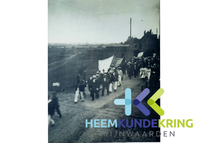 1923-0293 (2)
